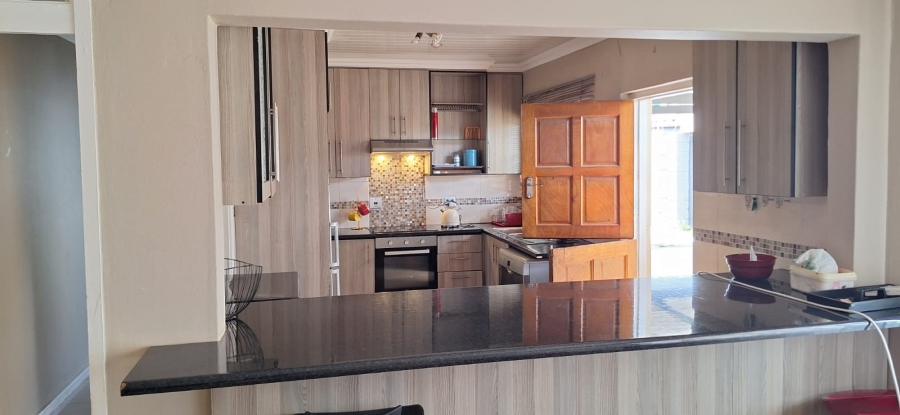 3 Bedroom Property for Sale in Amalinda Eastern Cape